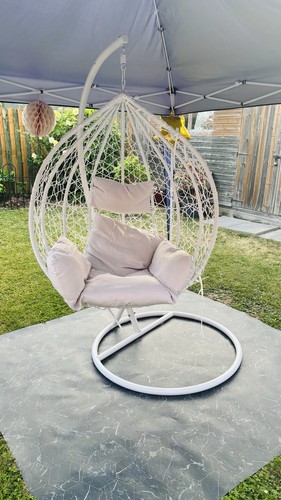 White rattan hanging swing - hanging, egg